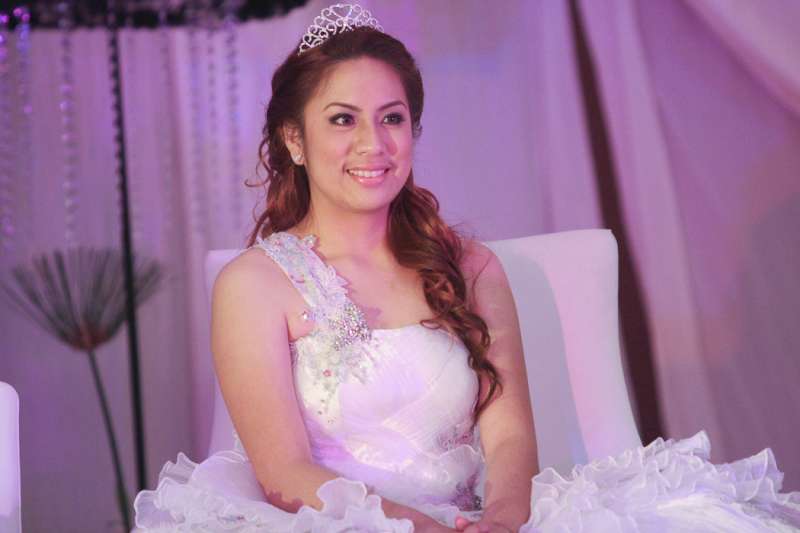 Rikka Hizon Debut